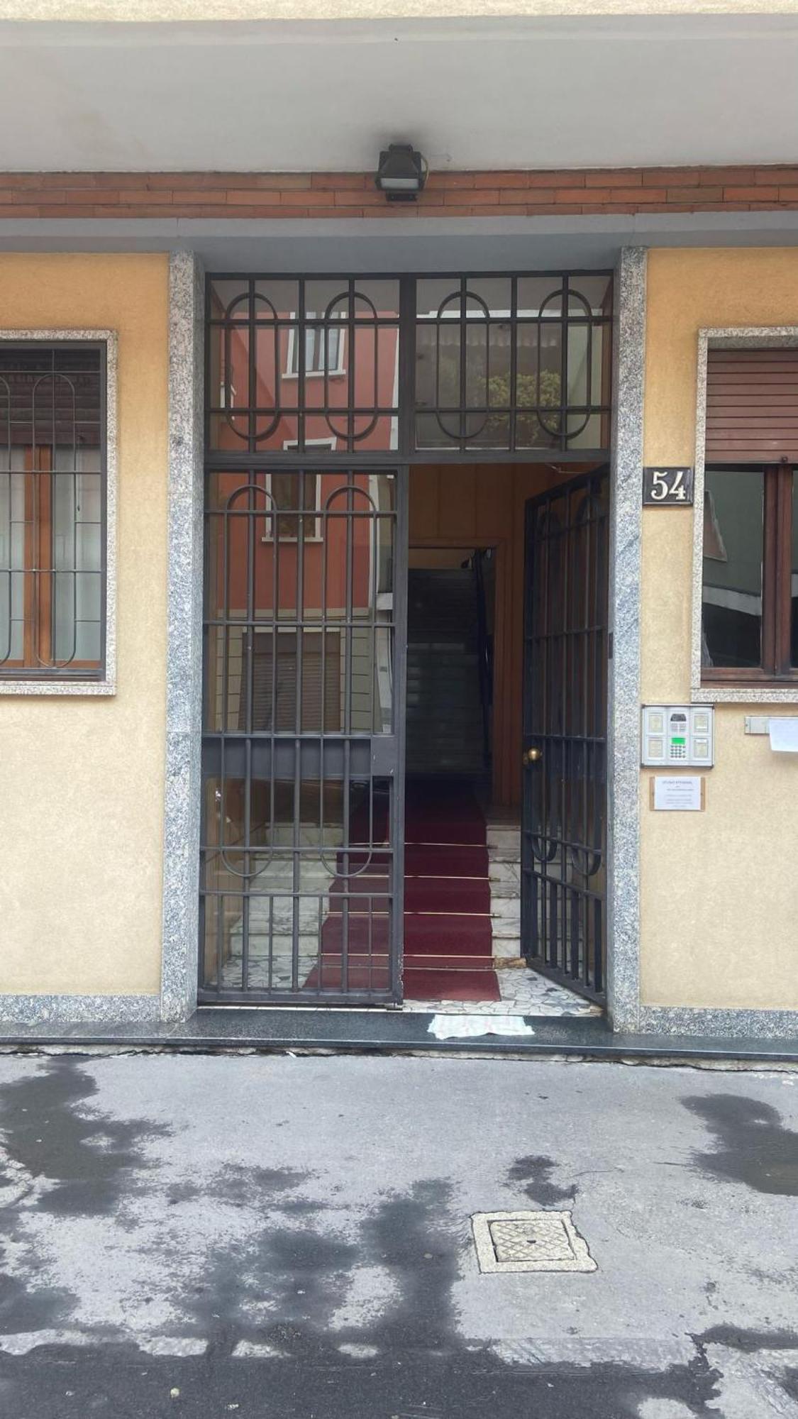 Xenia Apartments - Fashion Week Studio Near Navigli ミラノ エクステリア 写真